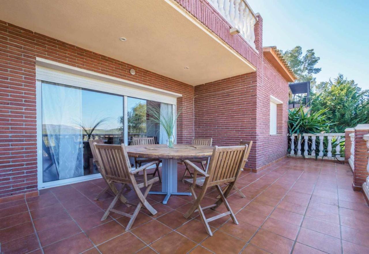 Mas Mestre con una capacidad de 6 a 8 huéspedes cerca de Sitges Olivella Esterno foto